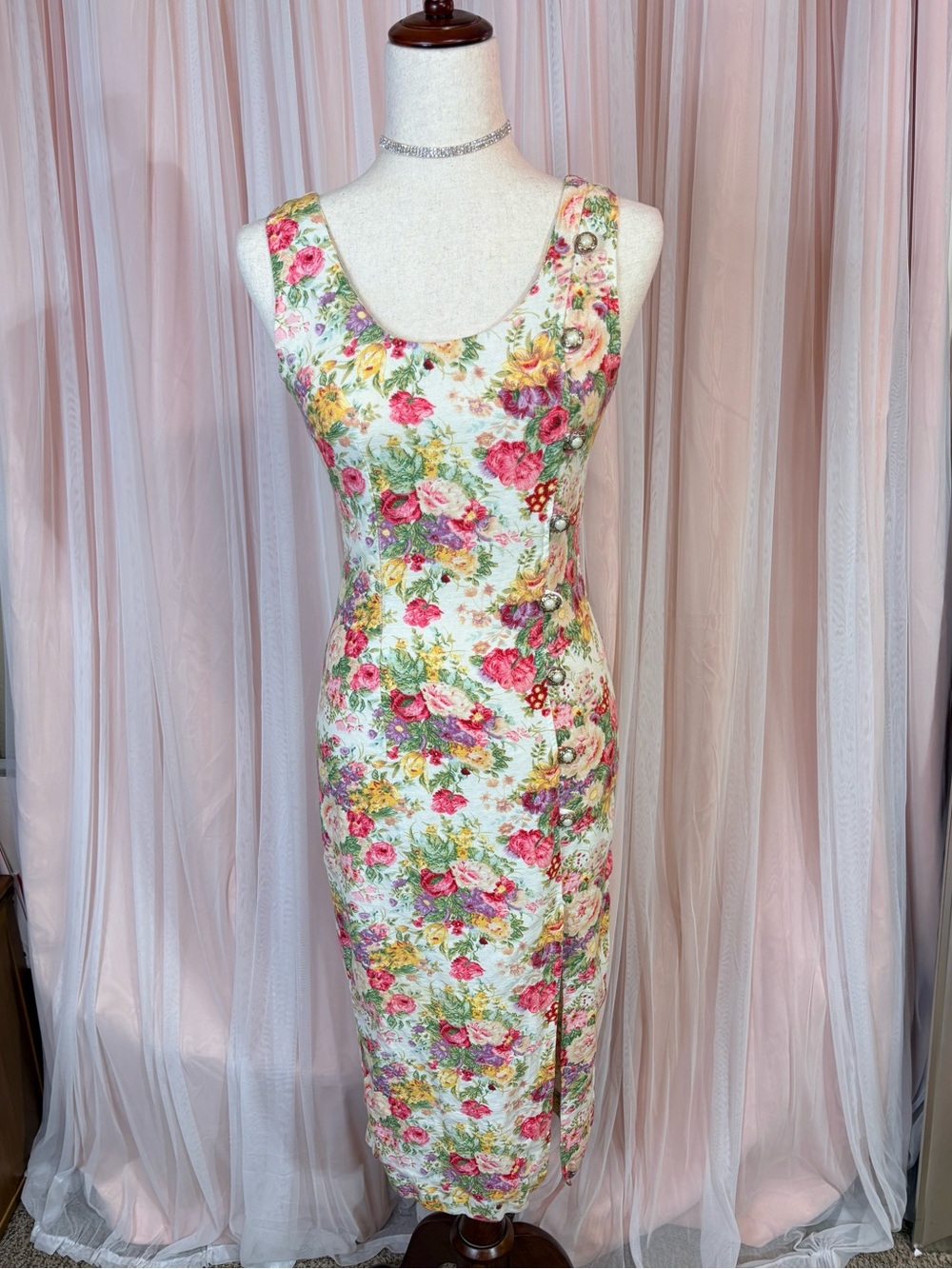 Vintage Nona Fashion, Floral Midi, Cottagecore, Pearl button, Garden Dress. 90s. - Picture 1 of 8